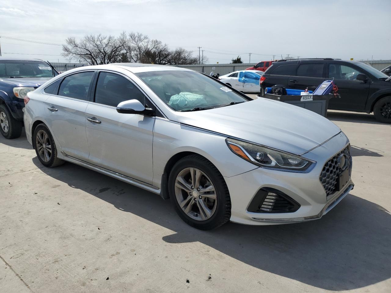 2018 HYUNDAI SONATA SPO - Image 4