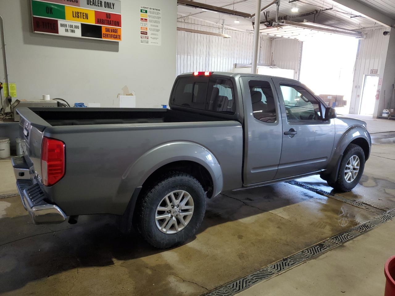 2017 NISSAN FRONTIER S - Image 3