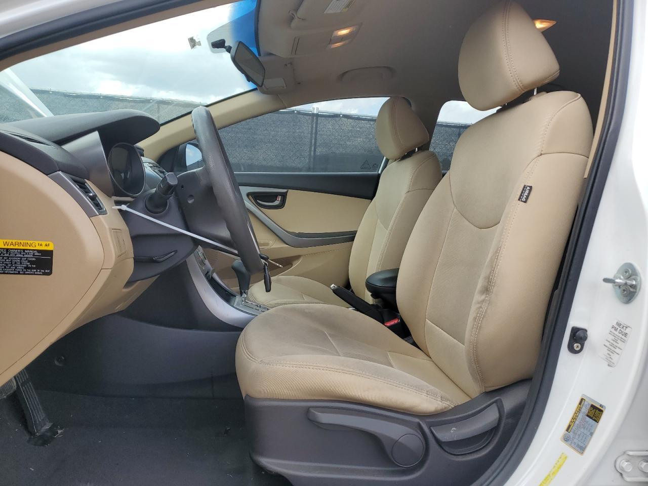 2011 HYUNDAI ELANTRA GL - Image 7