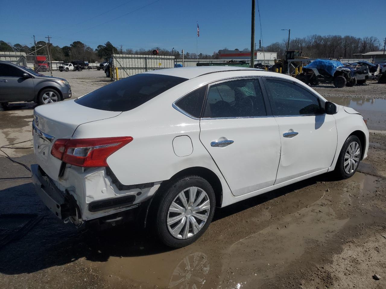 2018 NISSAN SENTRA S - Фото 3