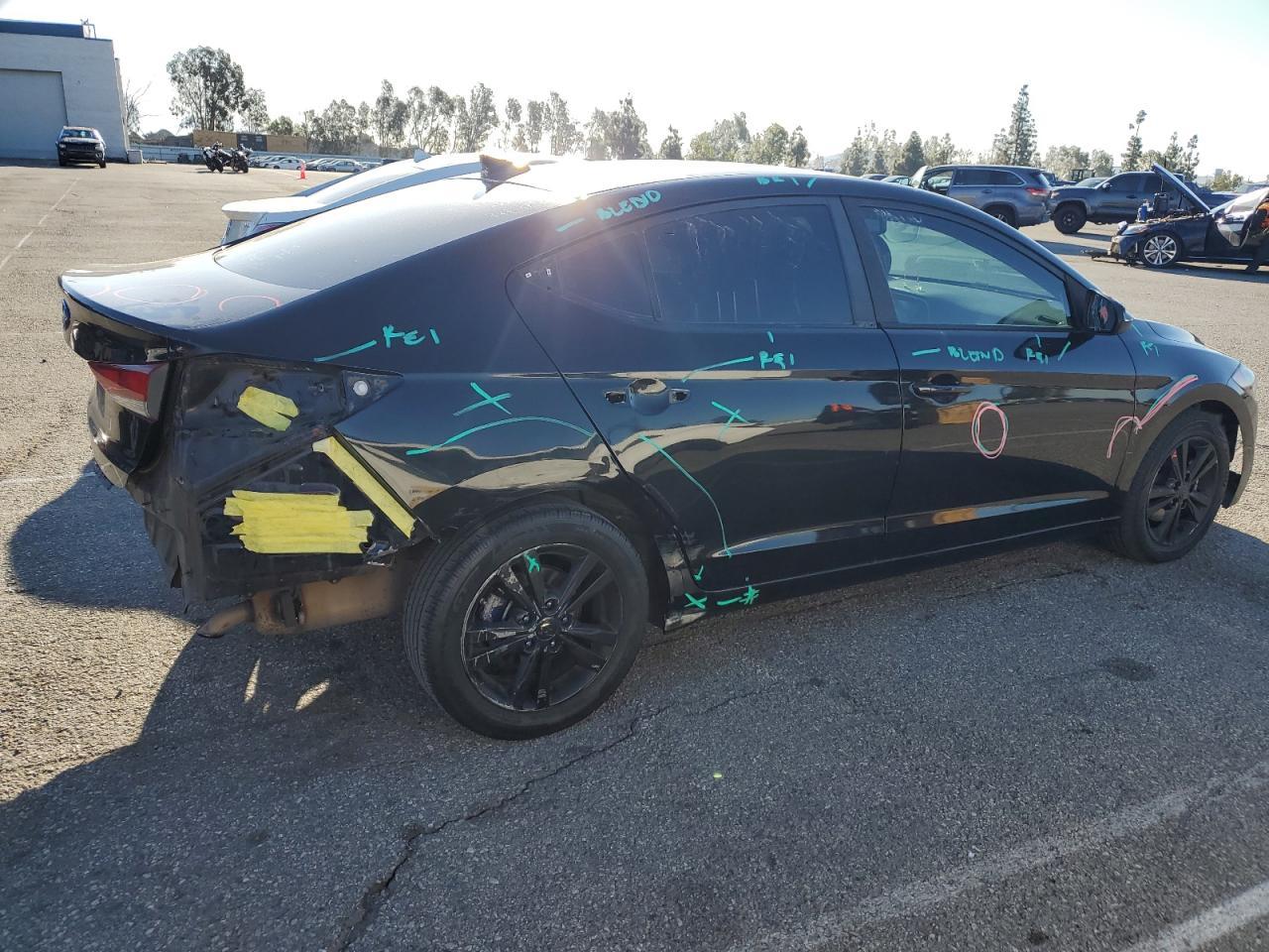 2018 HYUNDAI ELANTRA SE - Image 3
