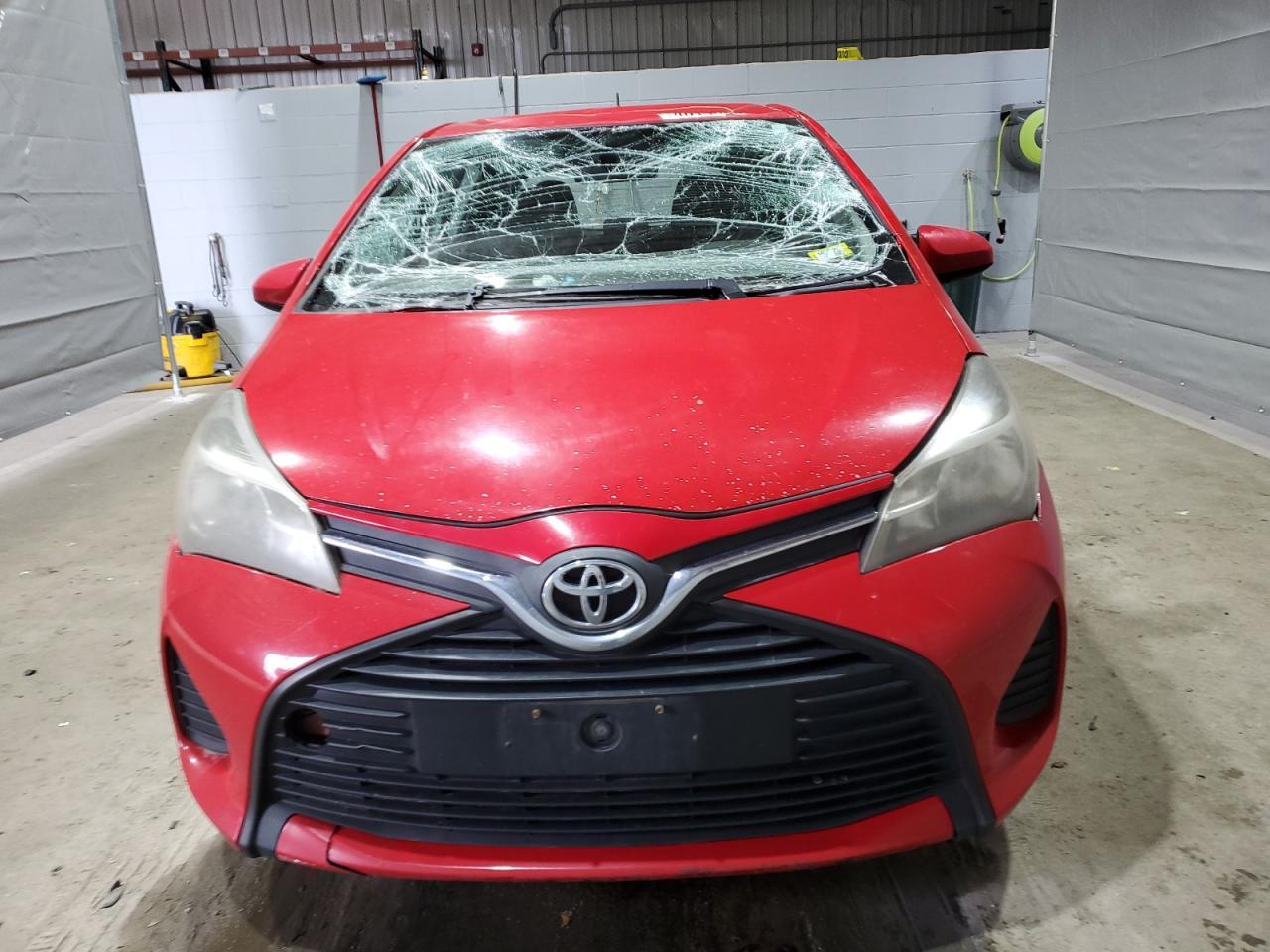 2015 TOYOTA YARIS - Фото 5