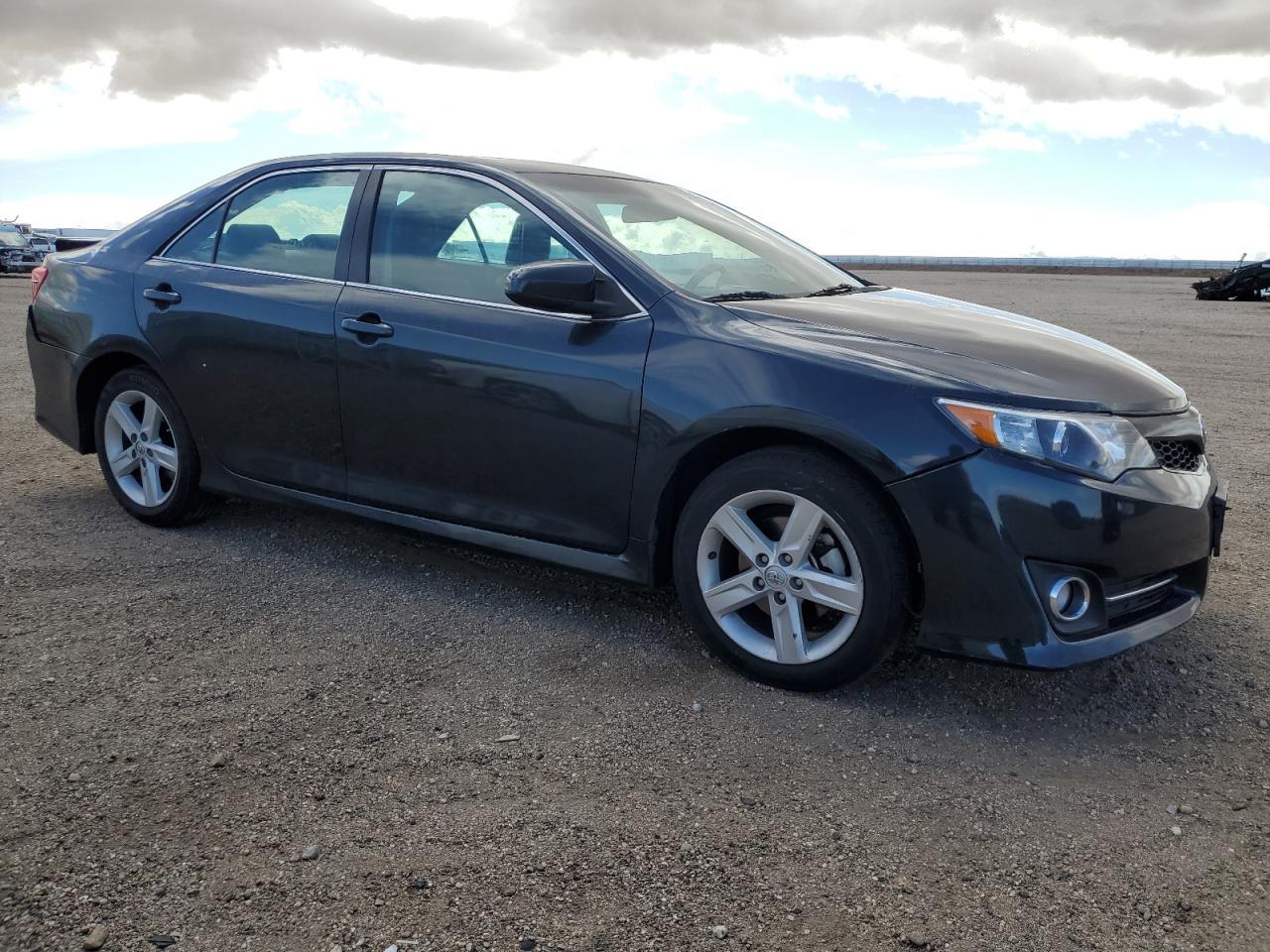 2014 TOYOTA CAMRY L - Image 4