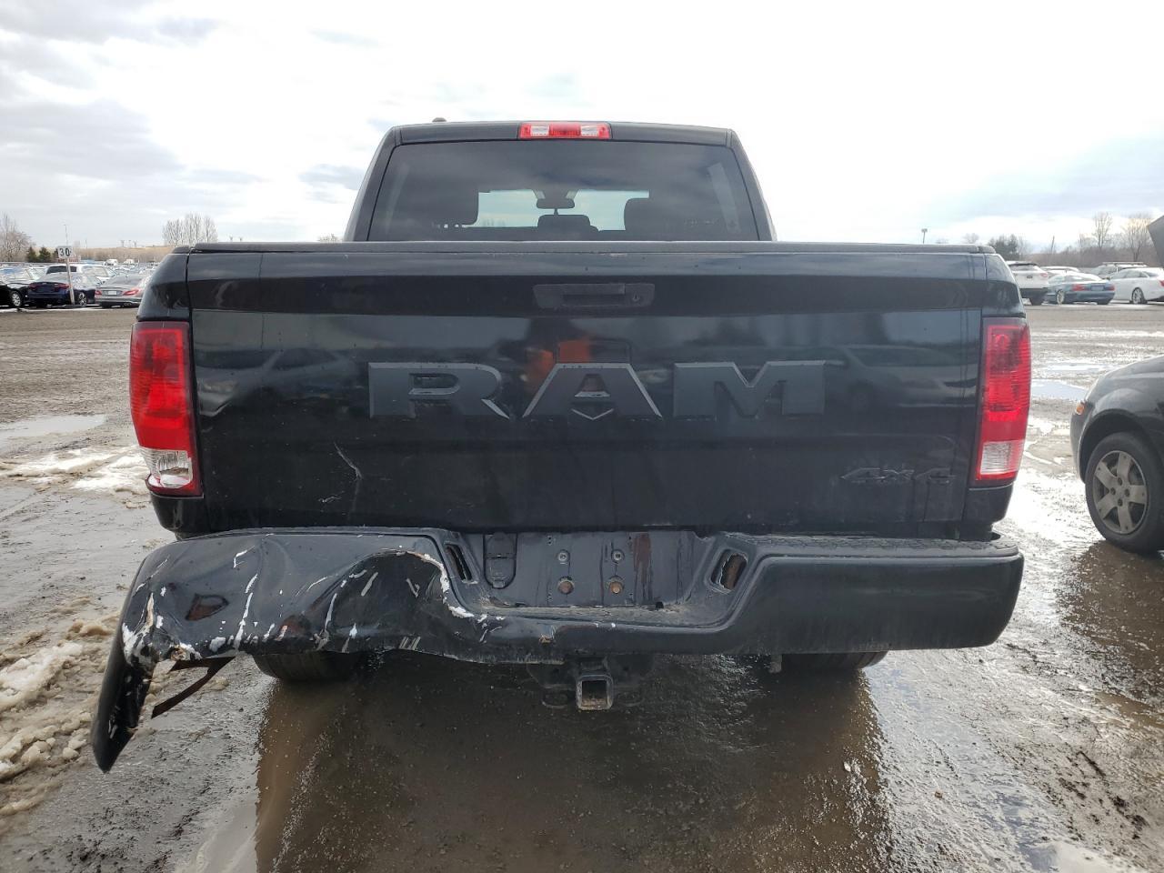 2014 RAM 1500 ST - Image 6