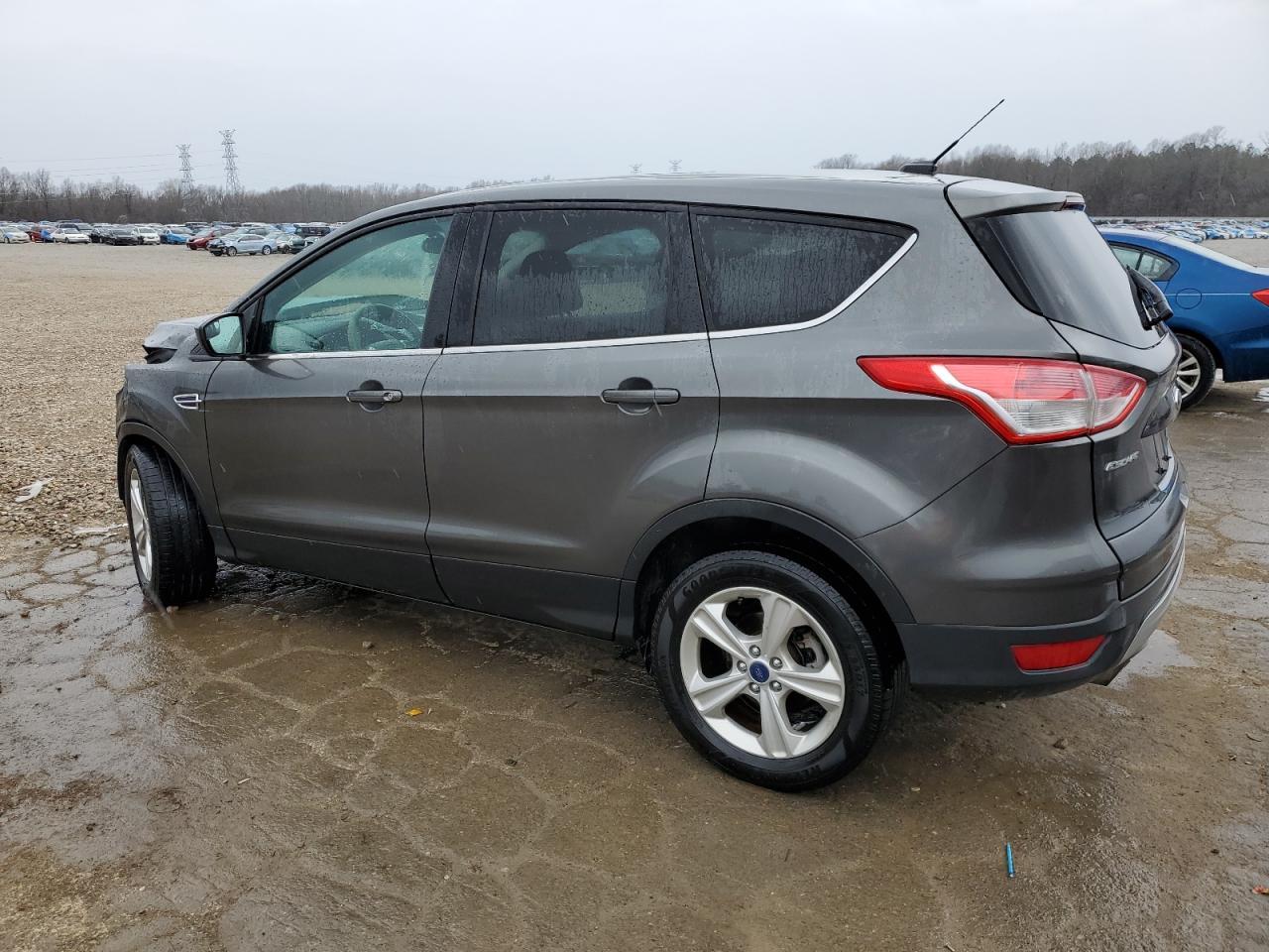 2015 FORD ESCAPE SE - Image 2