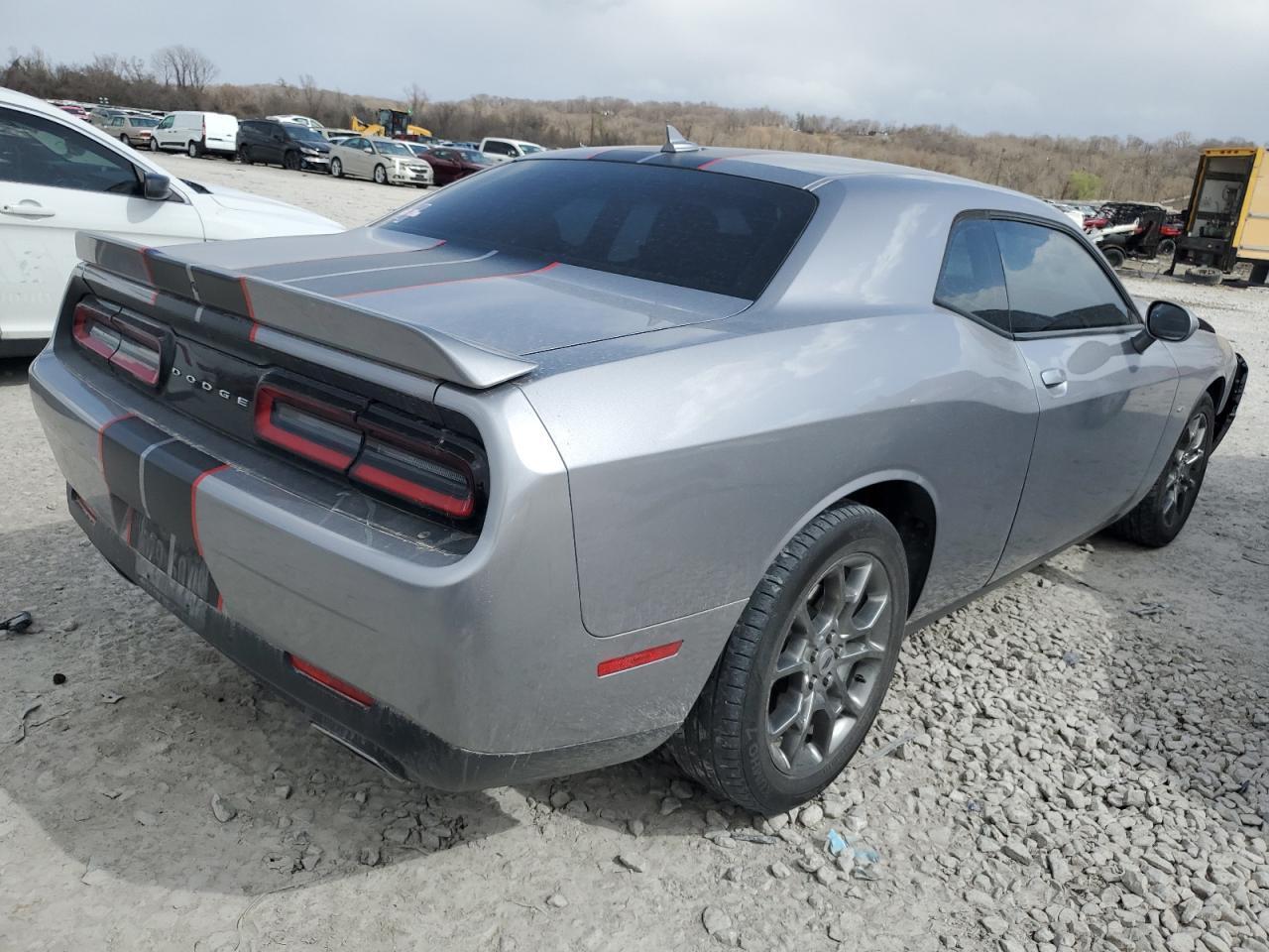 2017 DODGE CHALLENGER - Фото 3