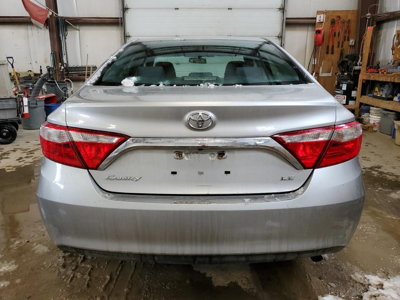 2016 TOYOTA CAMRY LE - Image 6