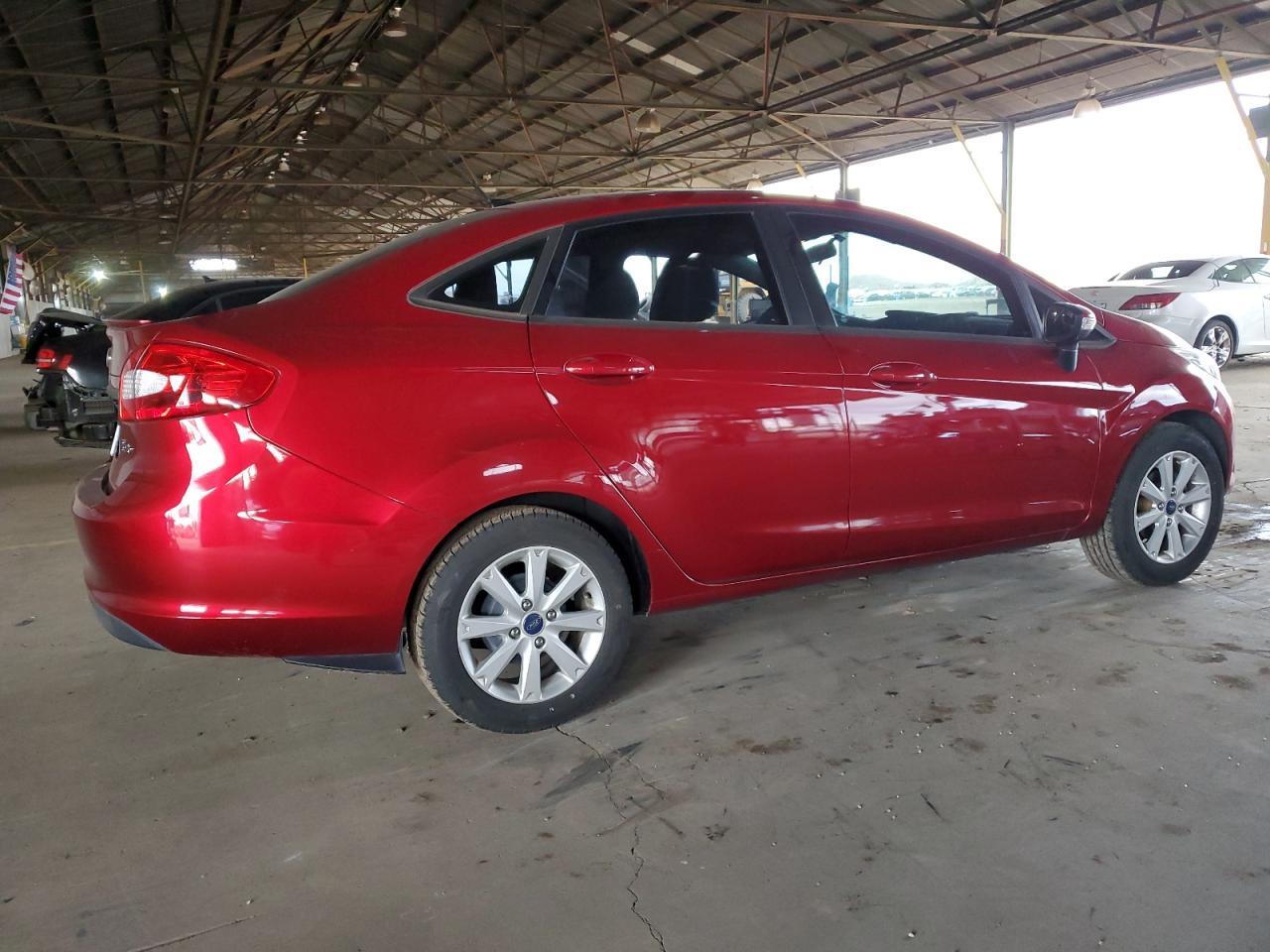 2013 FORD FIESTA SE - Image 3