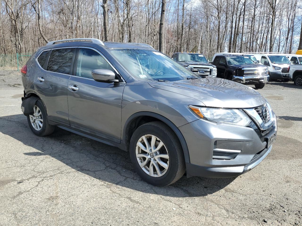 2017 NISSAN ROGUE SV - Фото 4