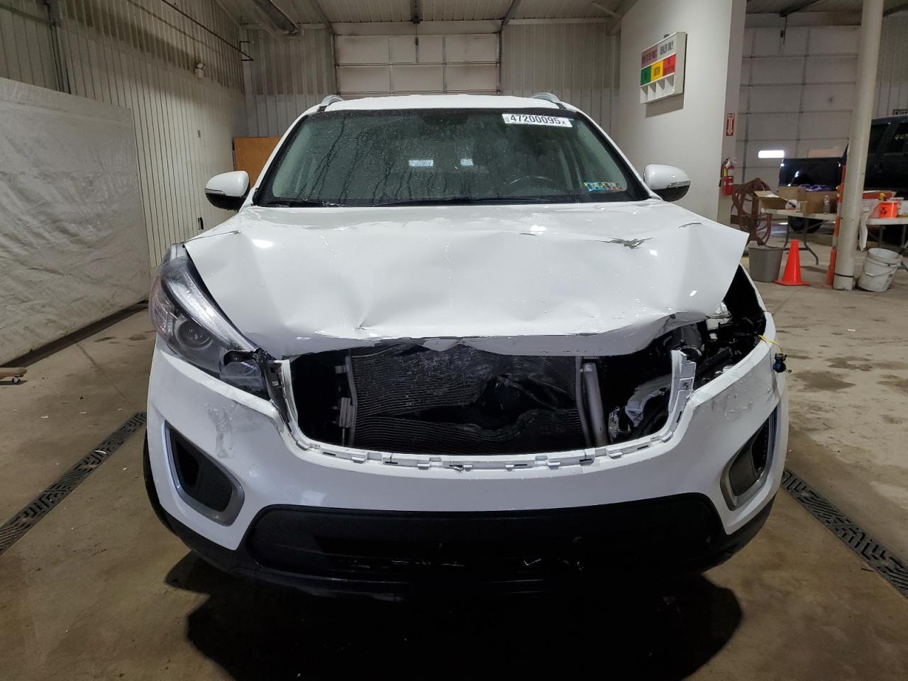2016 KIA SORENTO LX - Image 5