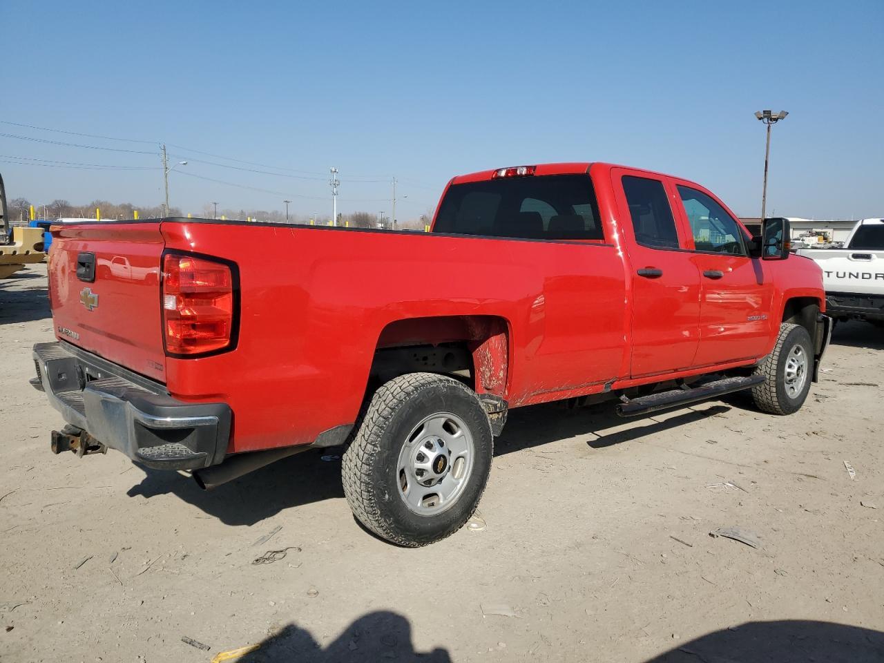 2019 CHEVROLET SILVERADO - Фото 3