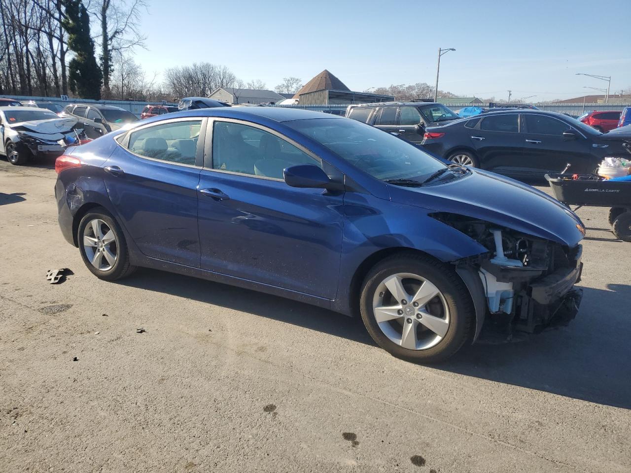2013 HYUNDAI ELANTRA GL - Image 4