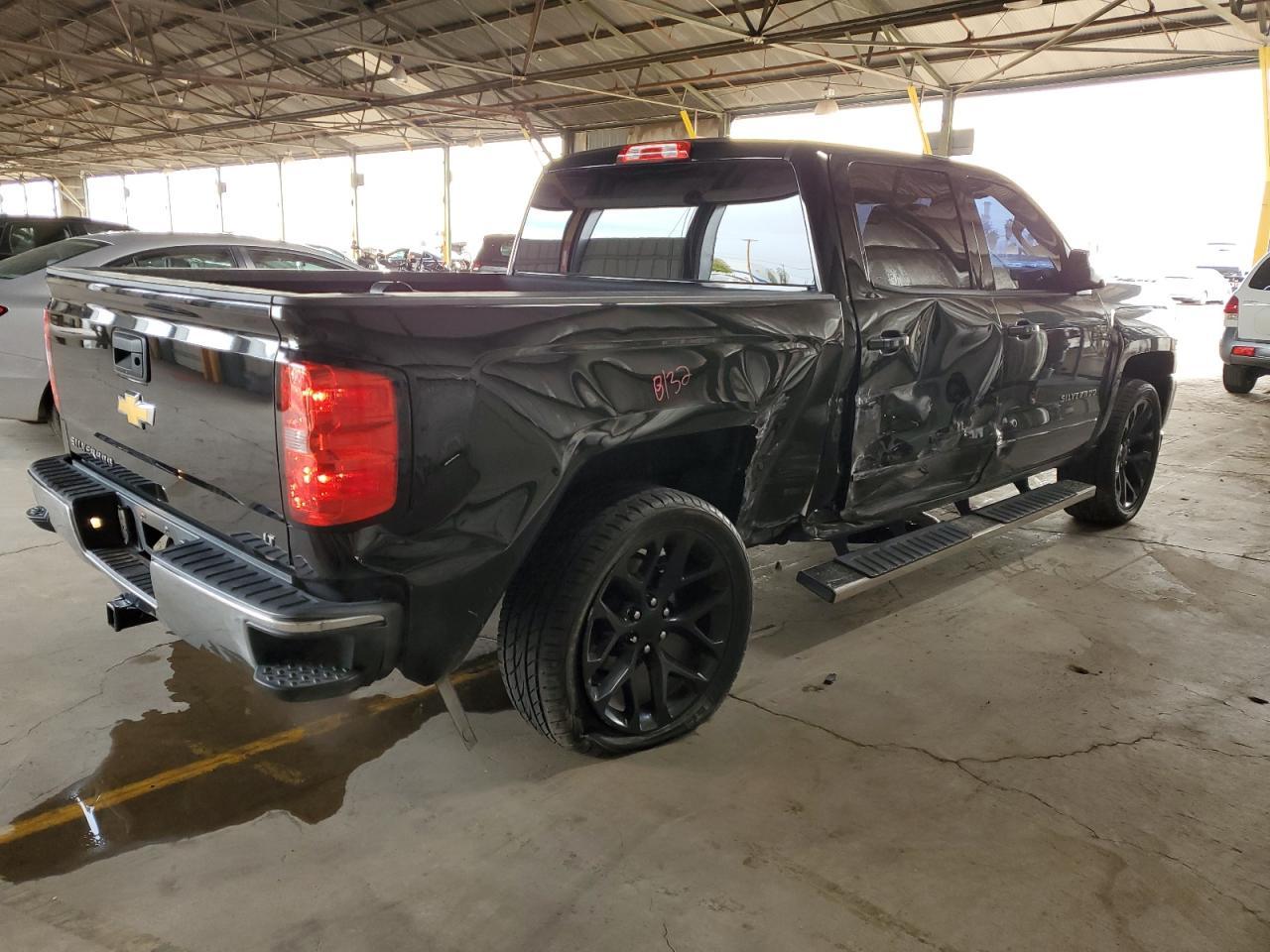 2017 CHEVROLET SILVERADO - Image 3