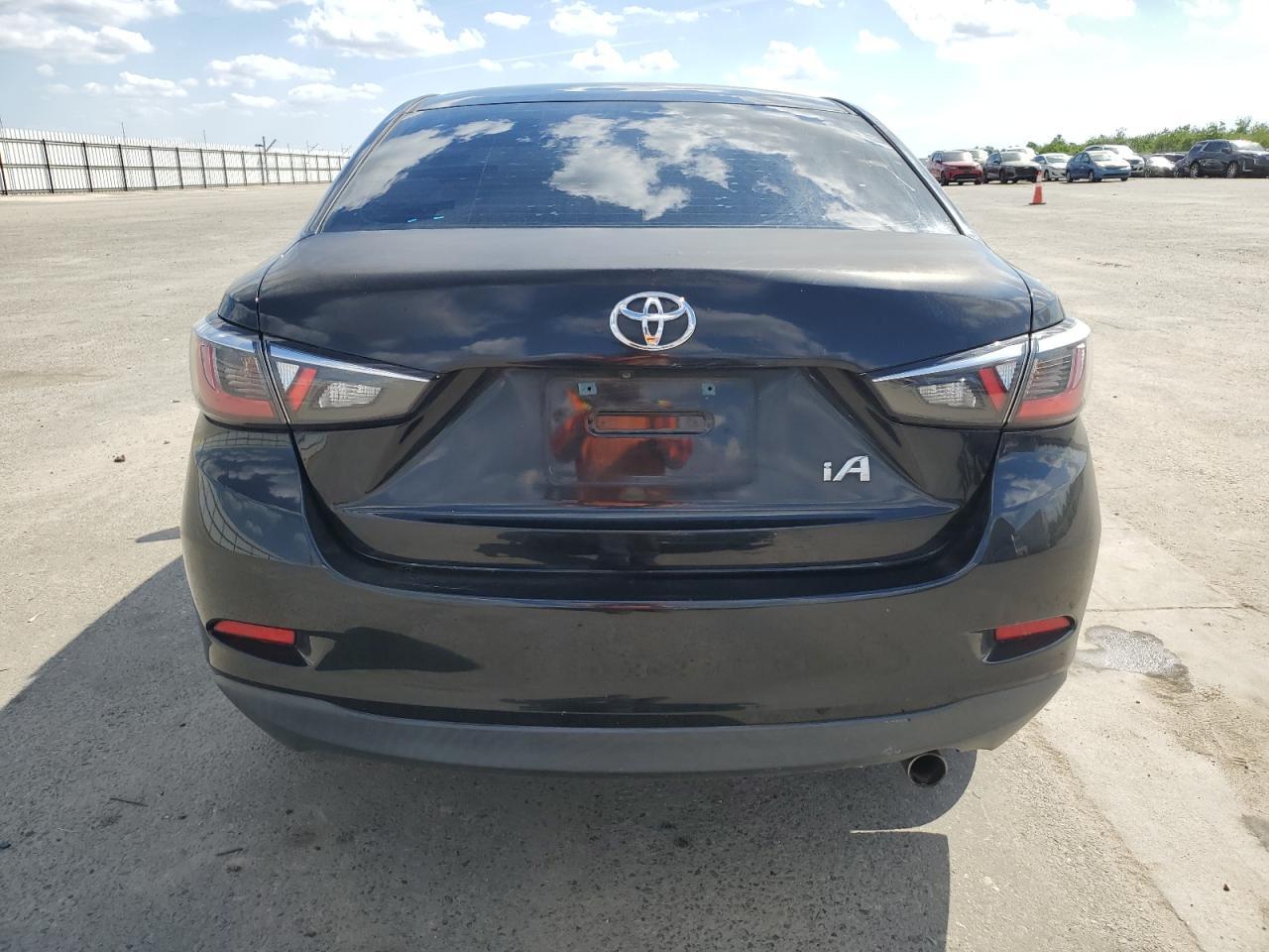 2017 TOYOTA YARIS IA - Фото 6