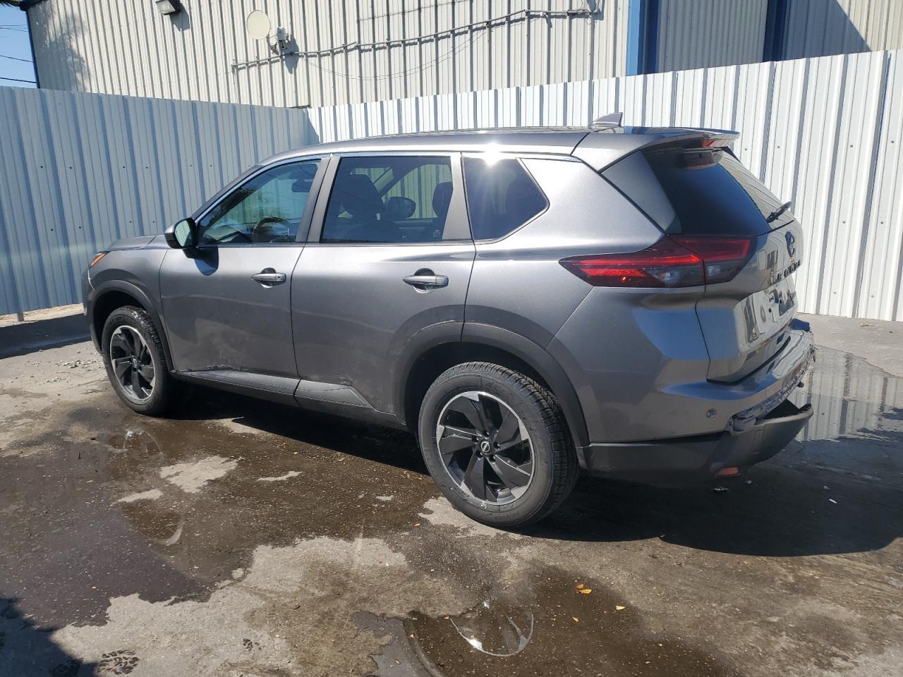 2024 NISSAN ROGUE SV - Image 2