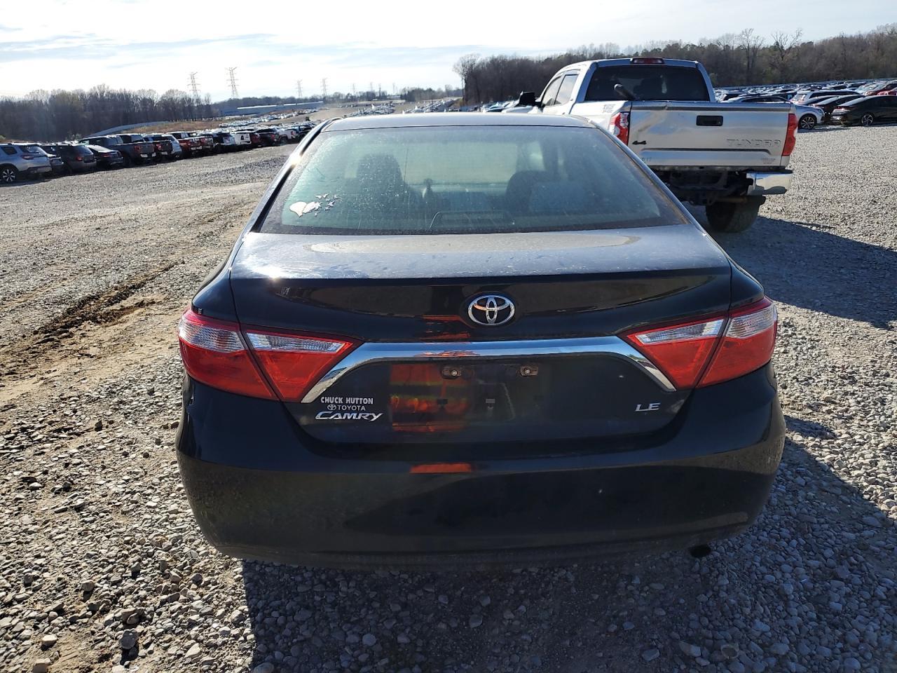 2017 TOYOTA CAMRY LE - Фото 6