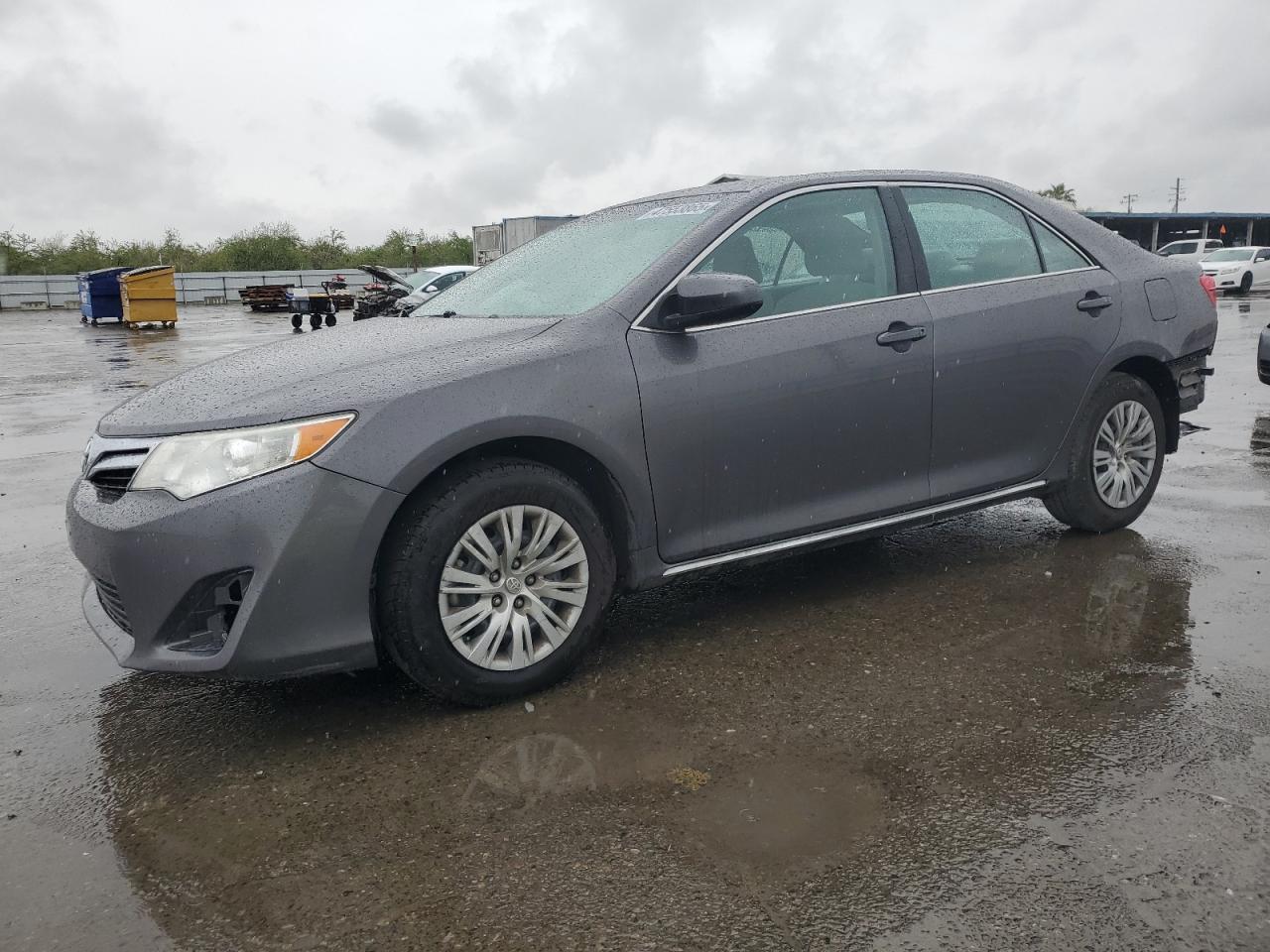2014 TOYOTA CAMRY L