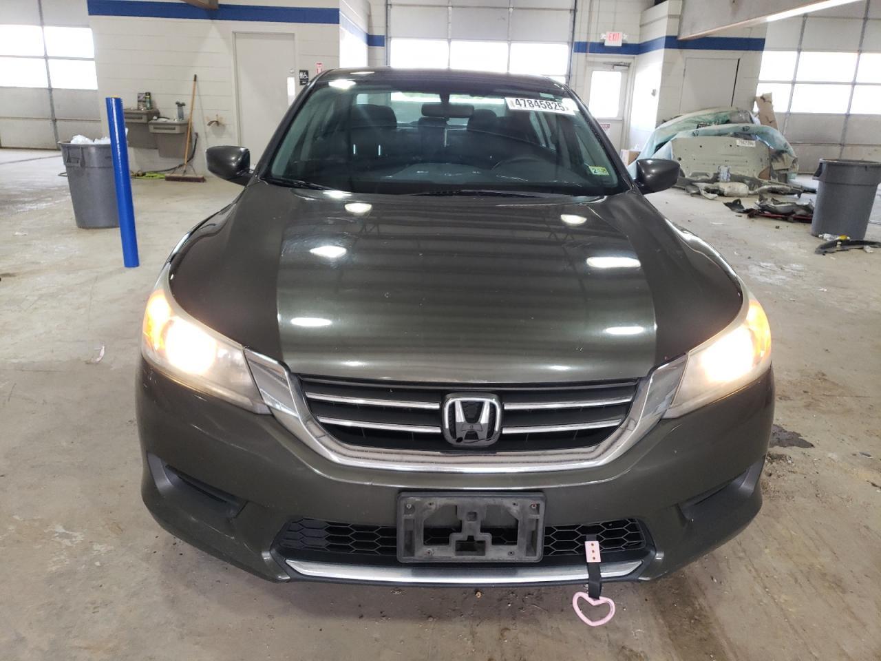 2014 HONDA ACCORD LX - Фото 5