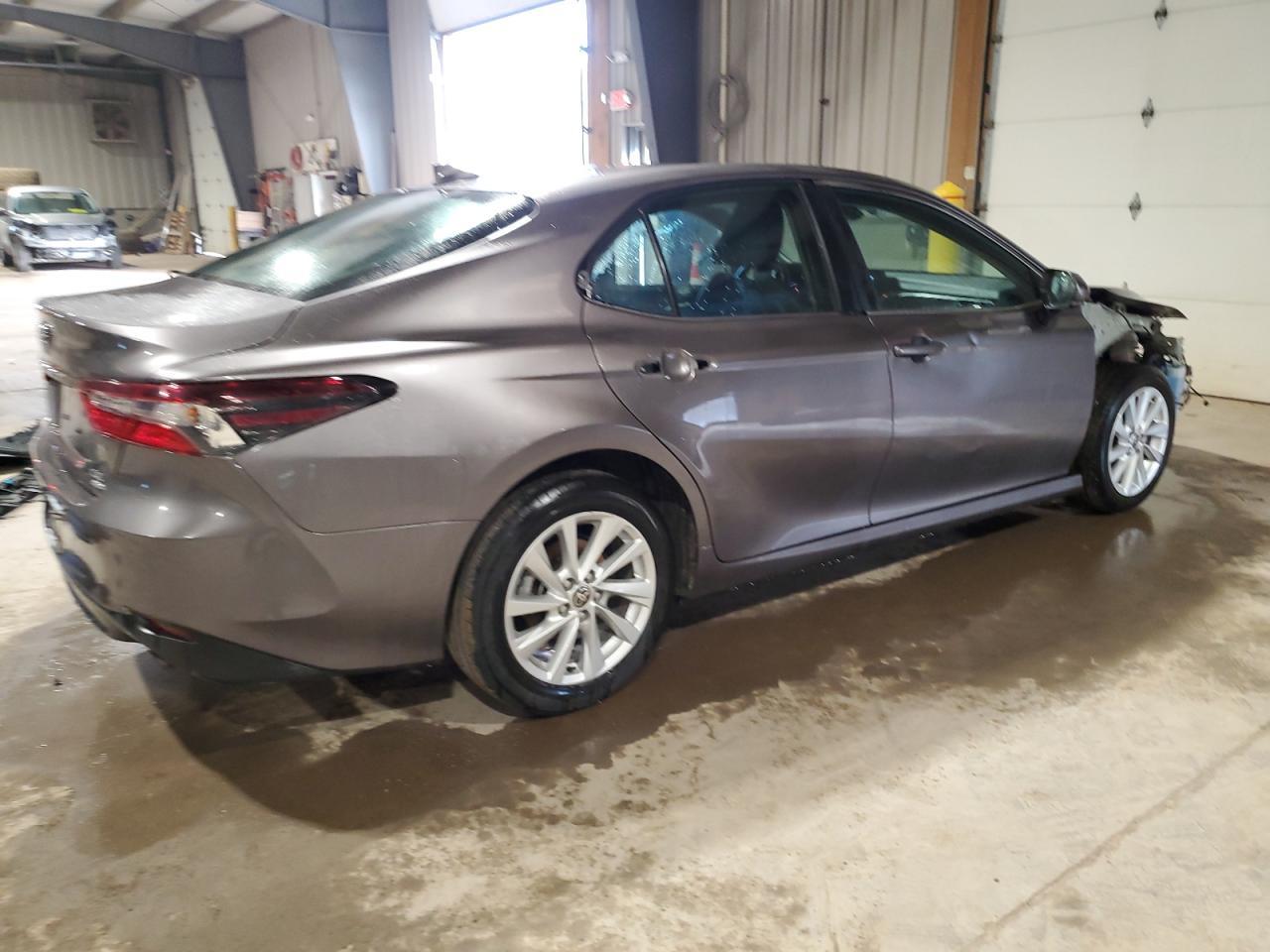 2024 TOYOTA CAMRY LE - Фото 3
