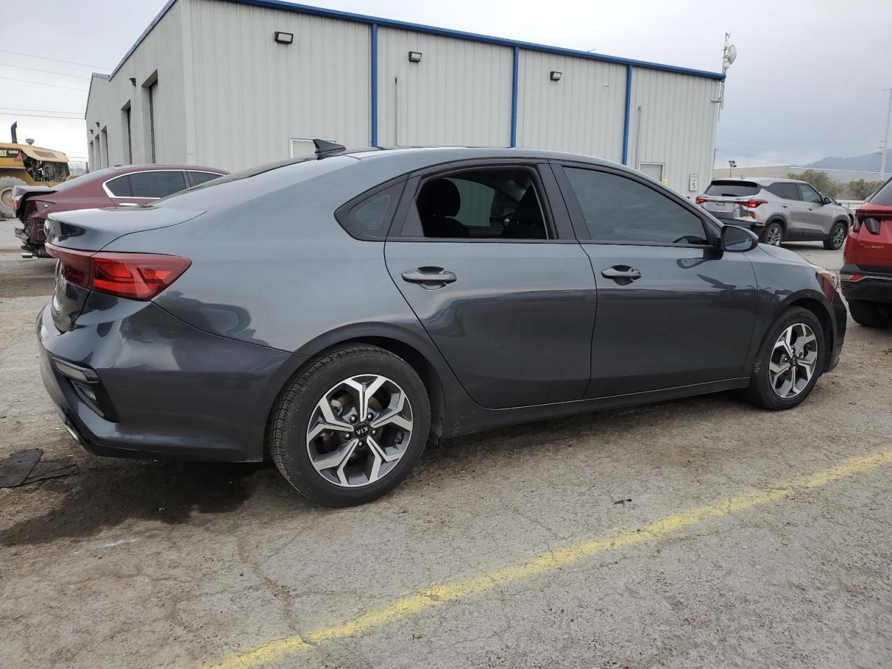 2021 KIA FORTE FE - Фото 3