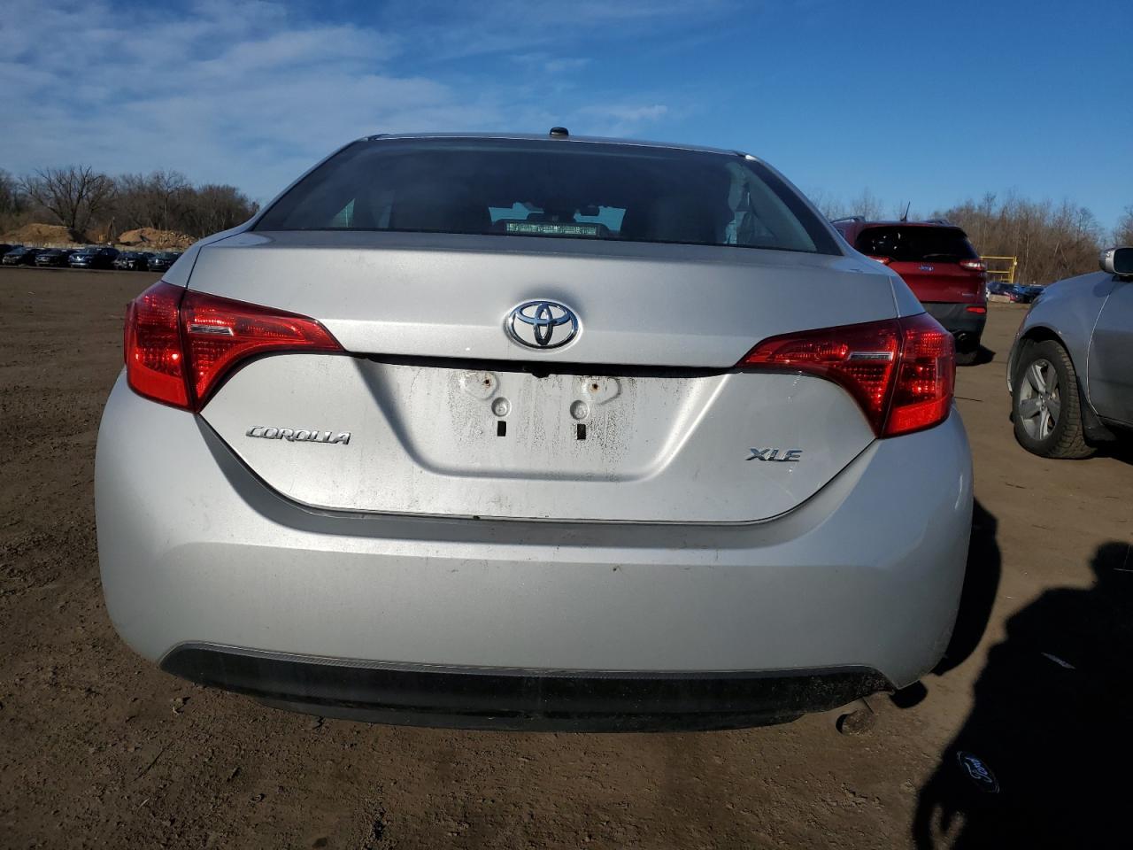 2018 TOYOTA COROLLA L - Image 6