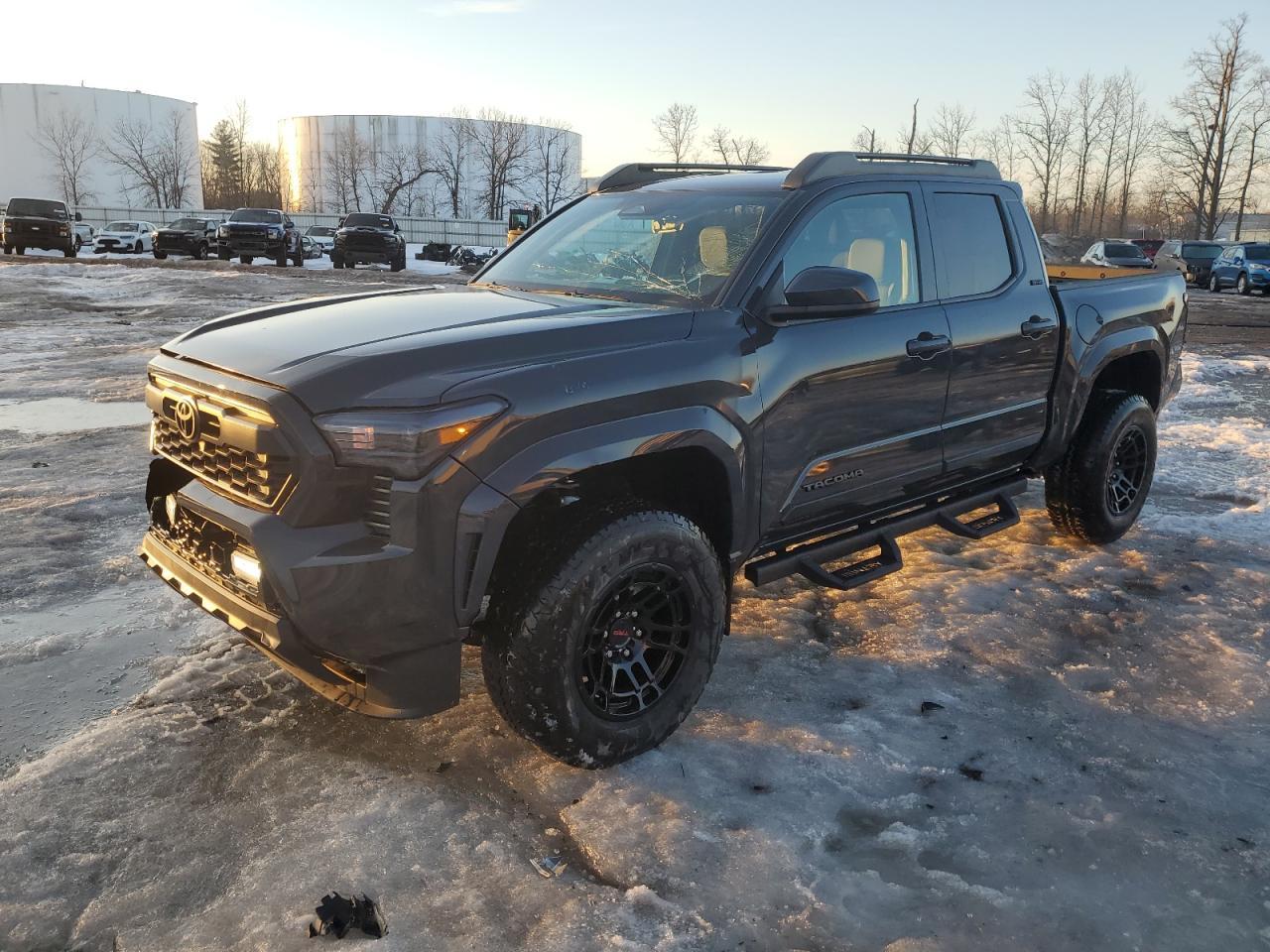 2024 TOYOTA TACOMA DOU