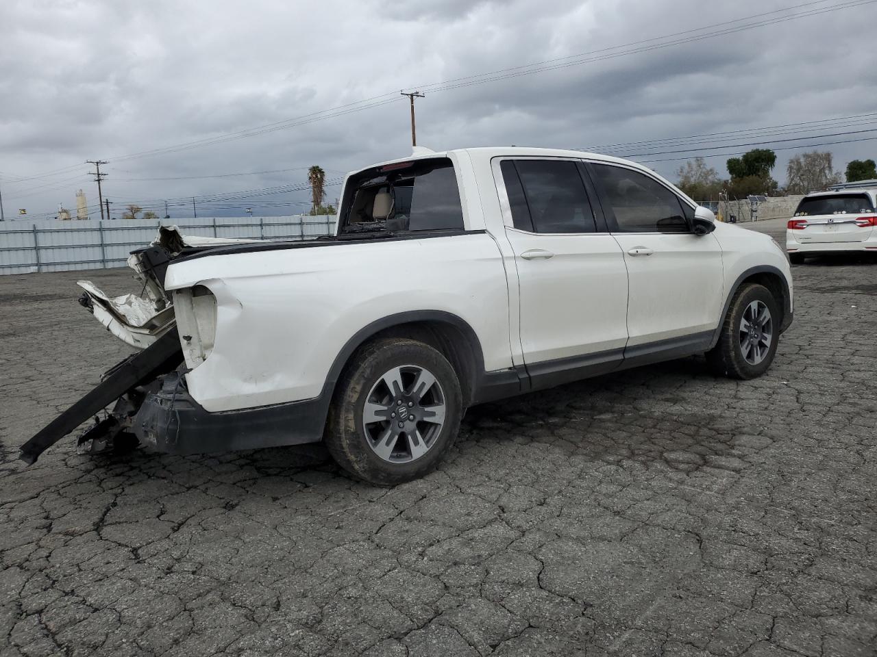 2019 HONDA RIDGELINE - Фото 3