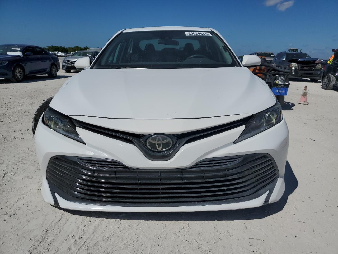 2020 TOYOTA CAMRY LE - Фото 5