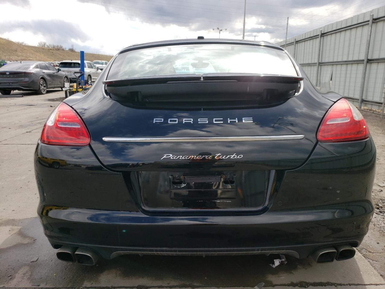 2011 PORSCHE PANAMERA T - Фото 6