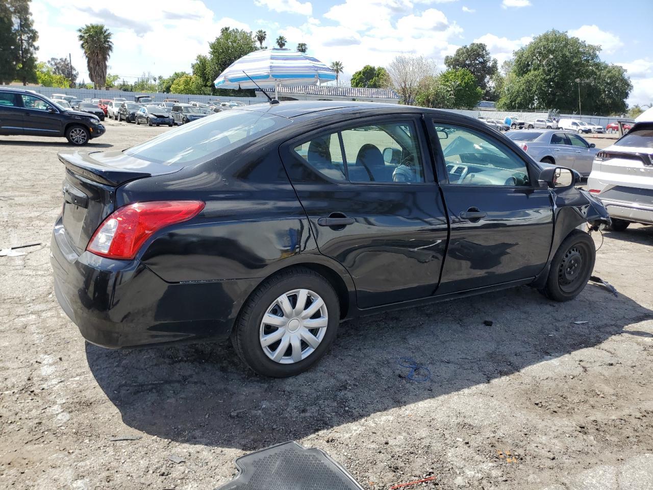2014 NISSAN VERSA S - Фото 3