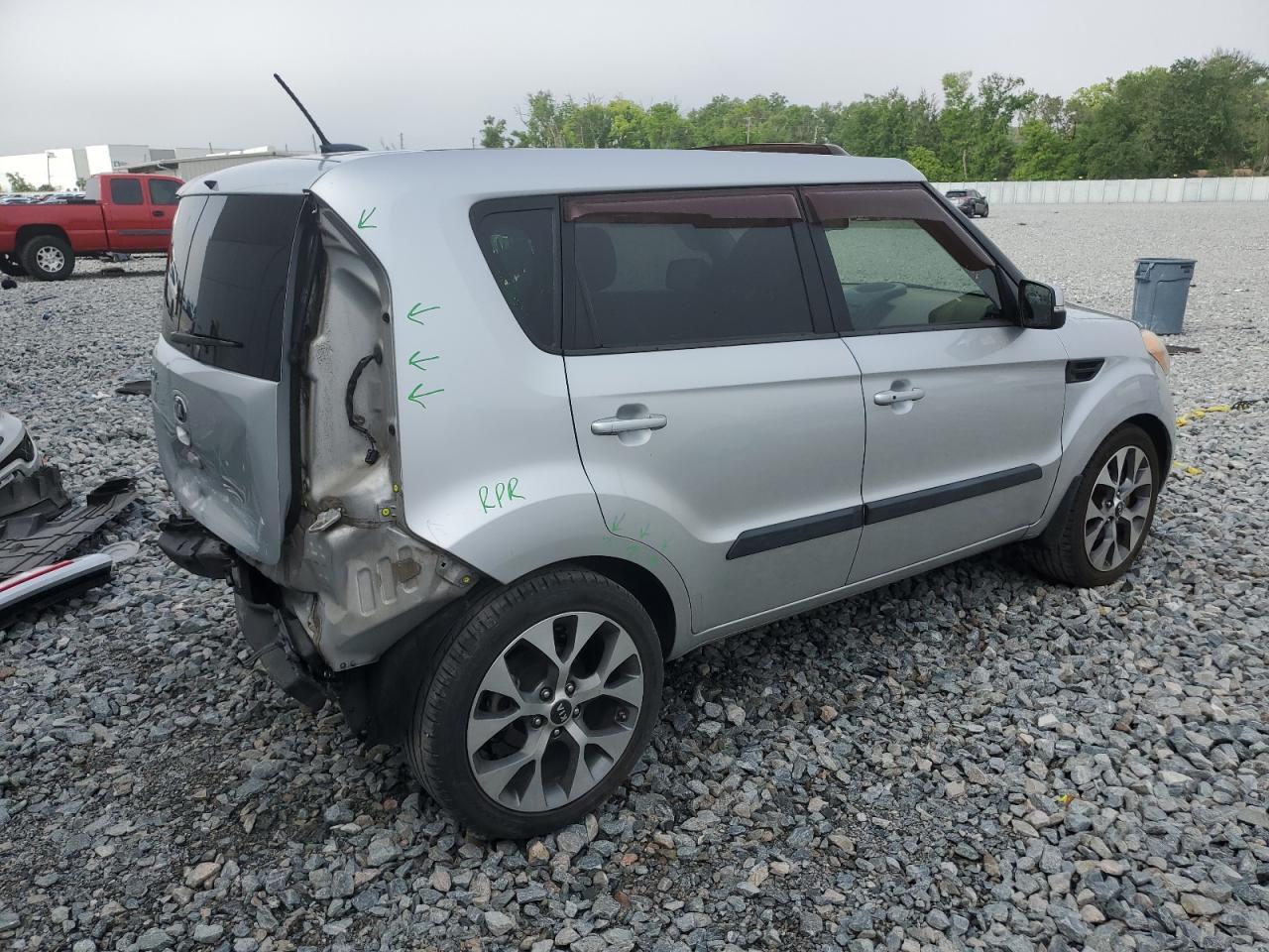 2013 KIA SOUL + - Image 3