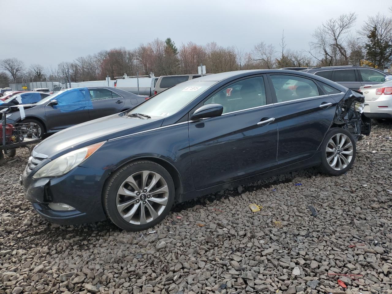 2011 HYUNDAI SONATA SE