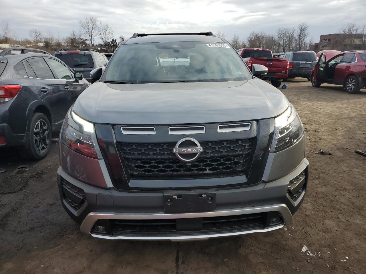 2023 NISSAN PATHFINDER - Фото 5