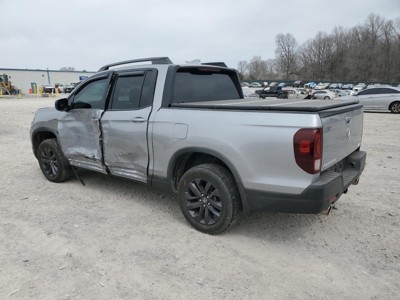 2021 HONDA RIDGELINE - Фото 2
