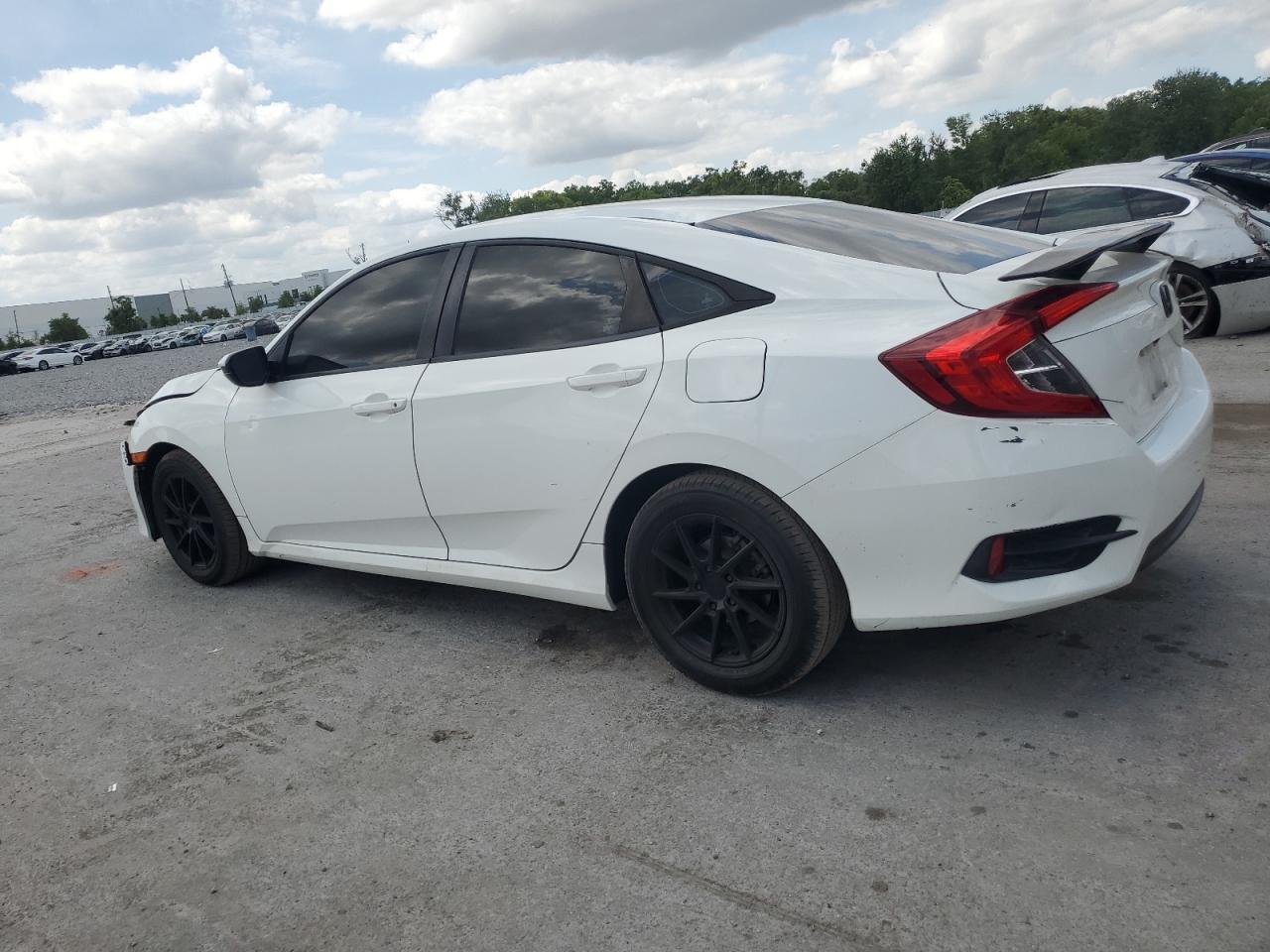 2017 HONDA CIVIC LX - Фото 2