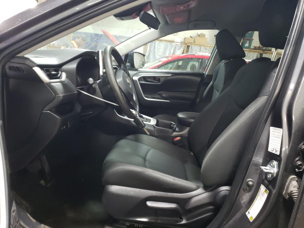 2023 TOYOTA RAV4 LE - Фото 7