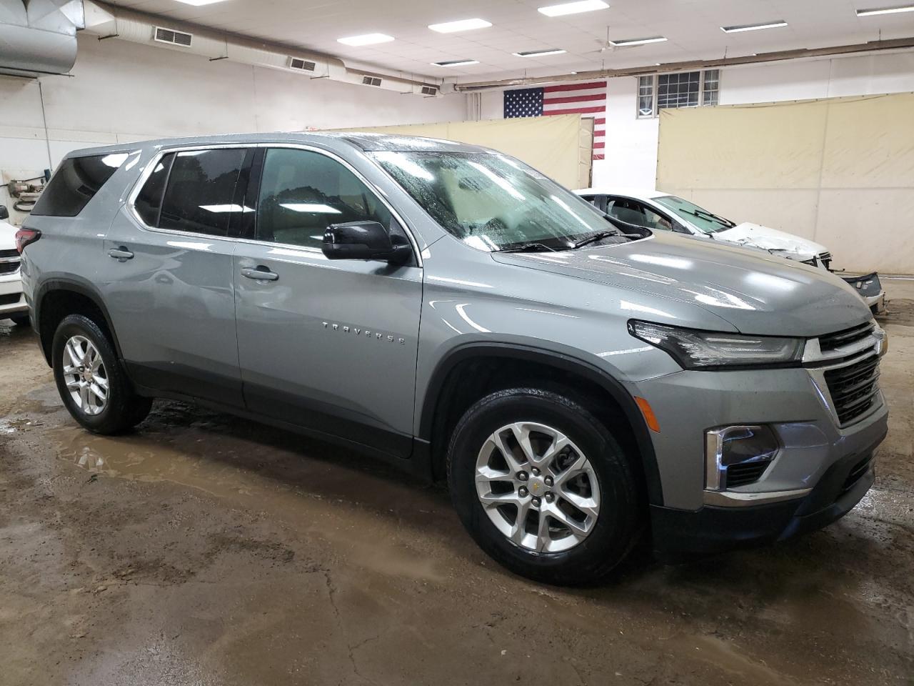 2023 CHEVROLET TRAVERSE L - Фото 4