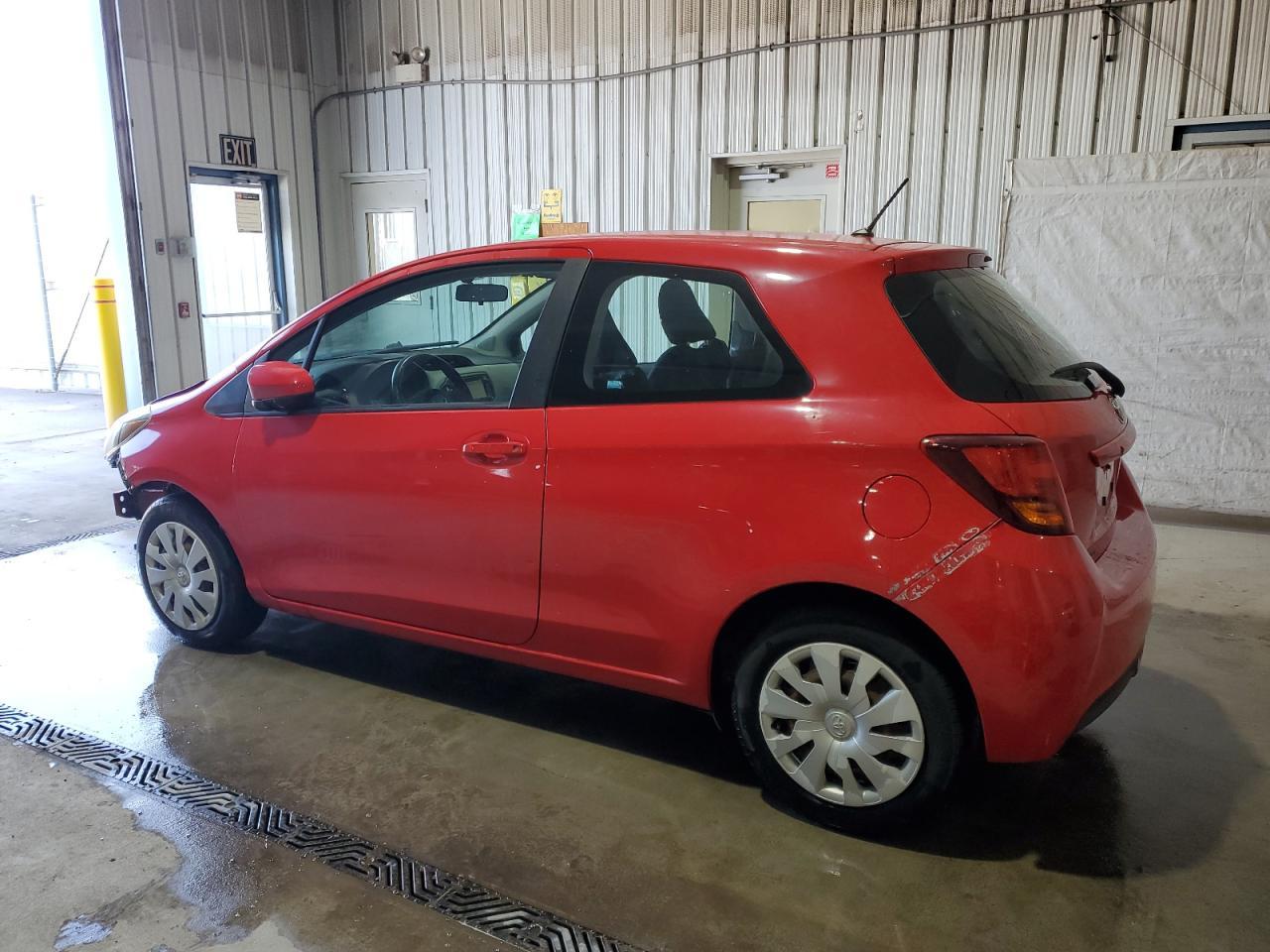 2015 TOYOTA YARIS - Фото 2