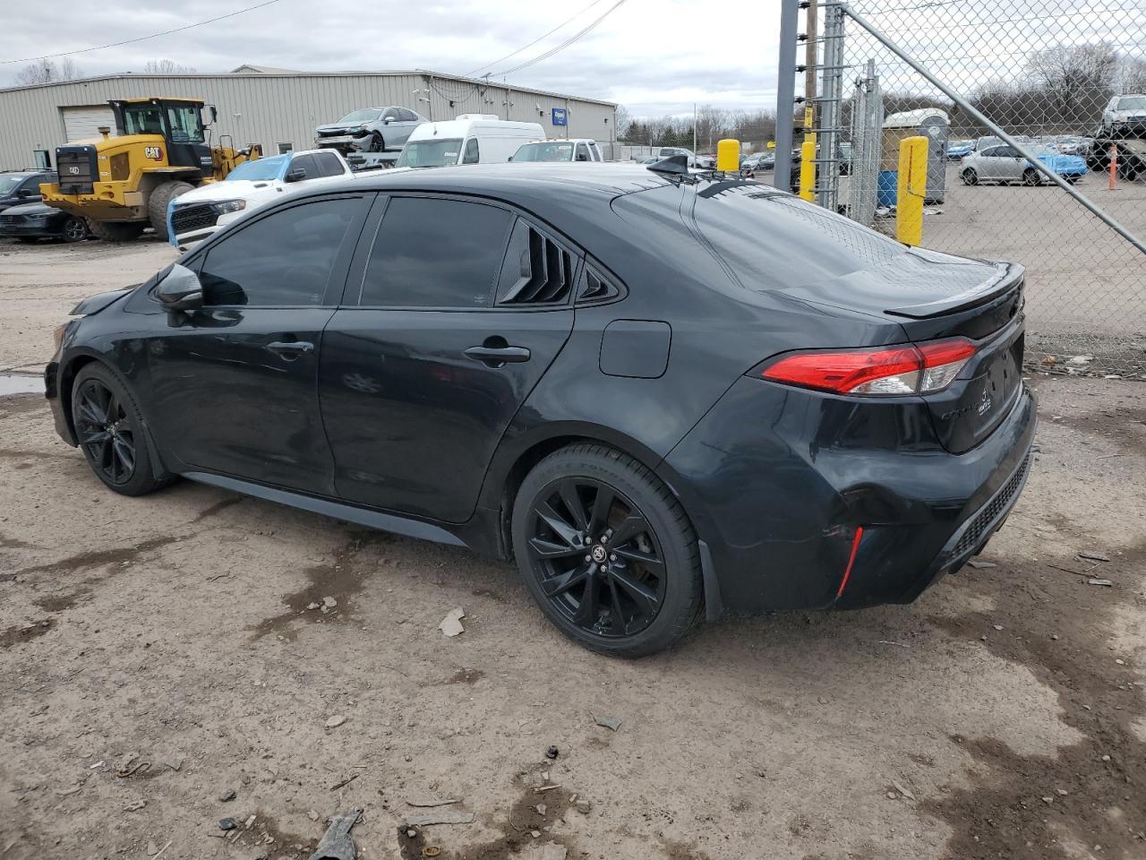 2020 TOYOTA COROLLA SE - Фото 2