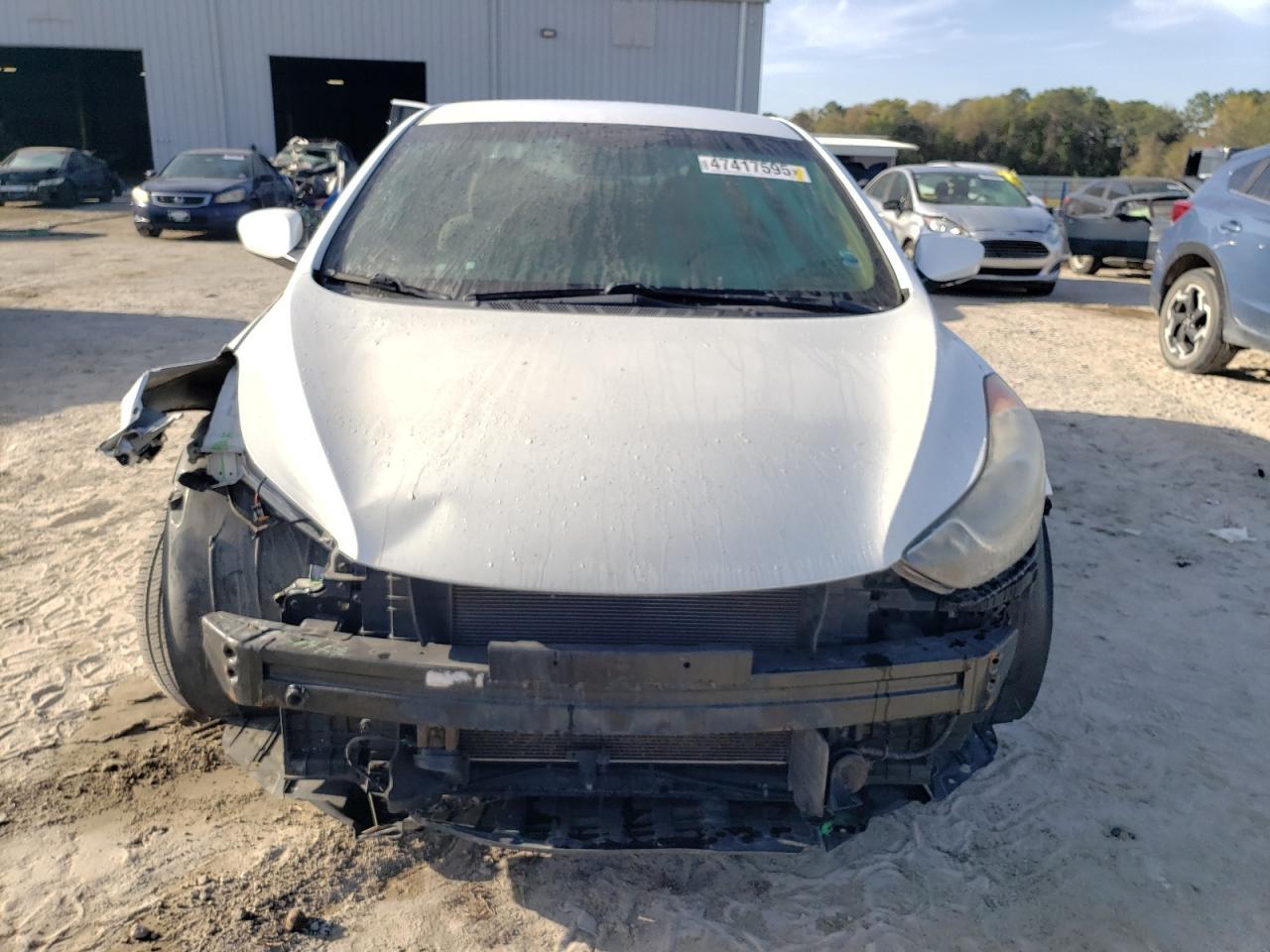 2013 HYUNDAI ELANTRA GL - Image 5