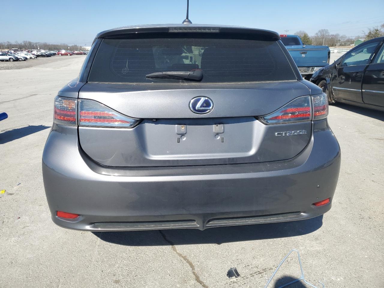 2013 LEXUS CT 200 - Image 6