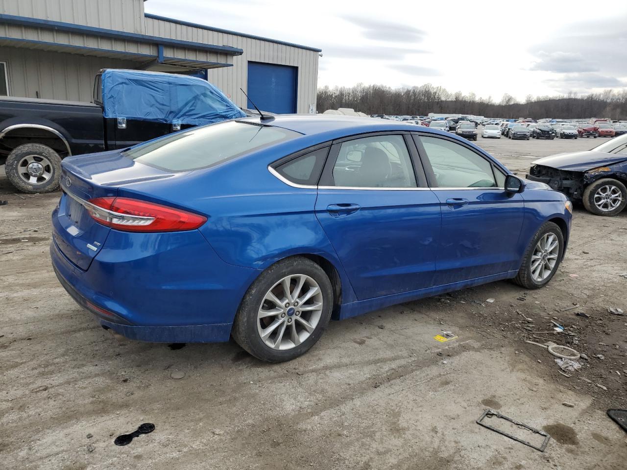 2017 FORD FUSION SE - Фото 3