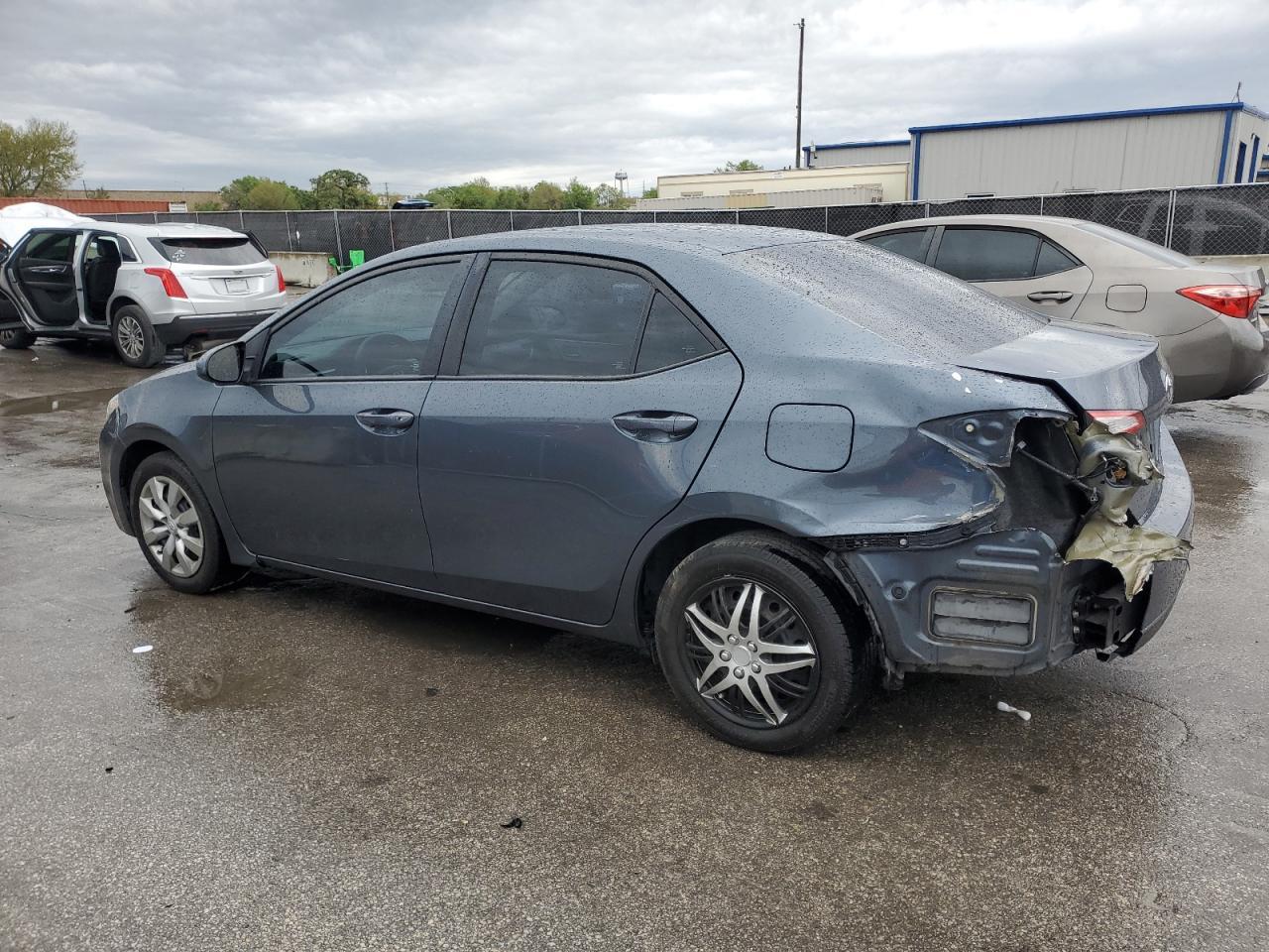 2016 TOYOTA COROLLA L - Фото 2