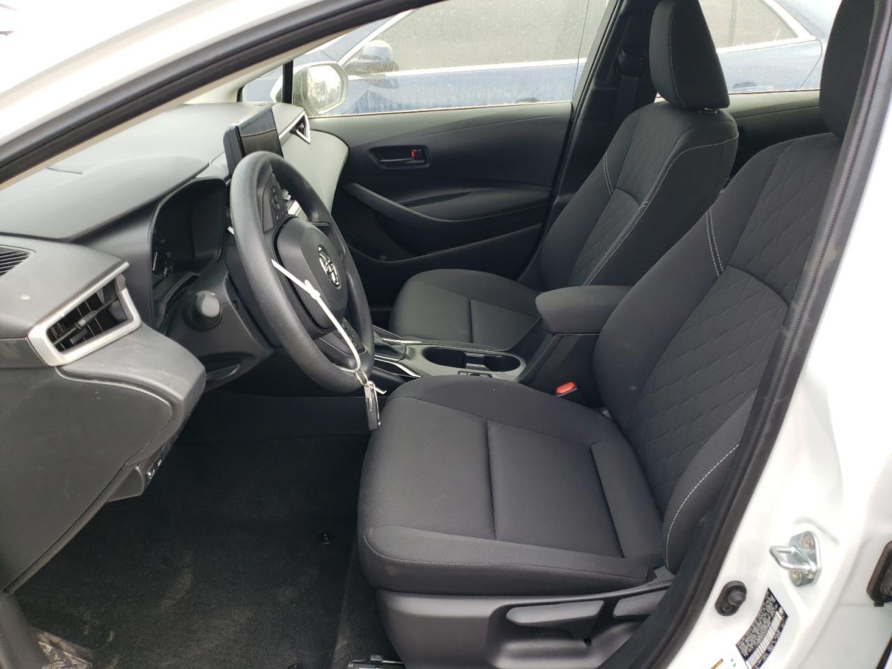 2025 TOYOTA COROLLA LE - Фото 7