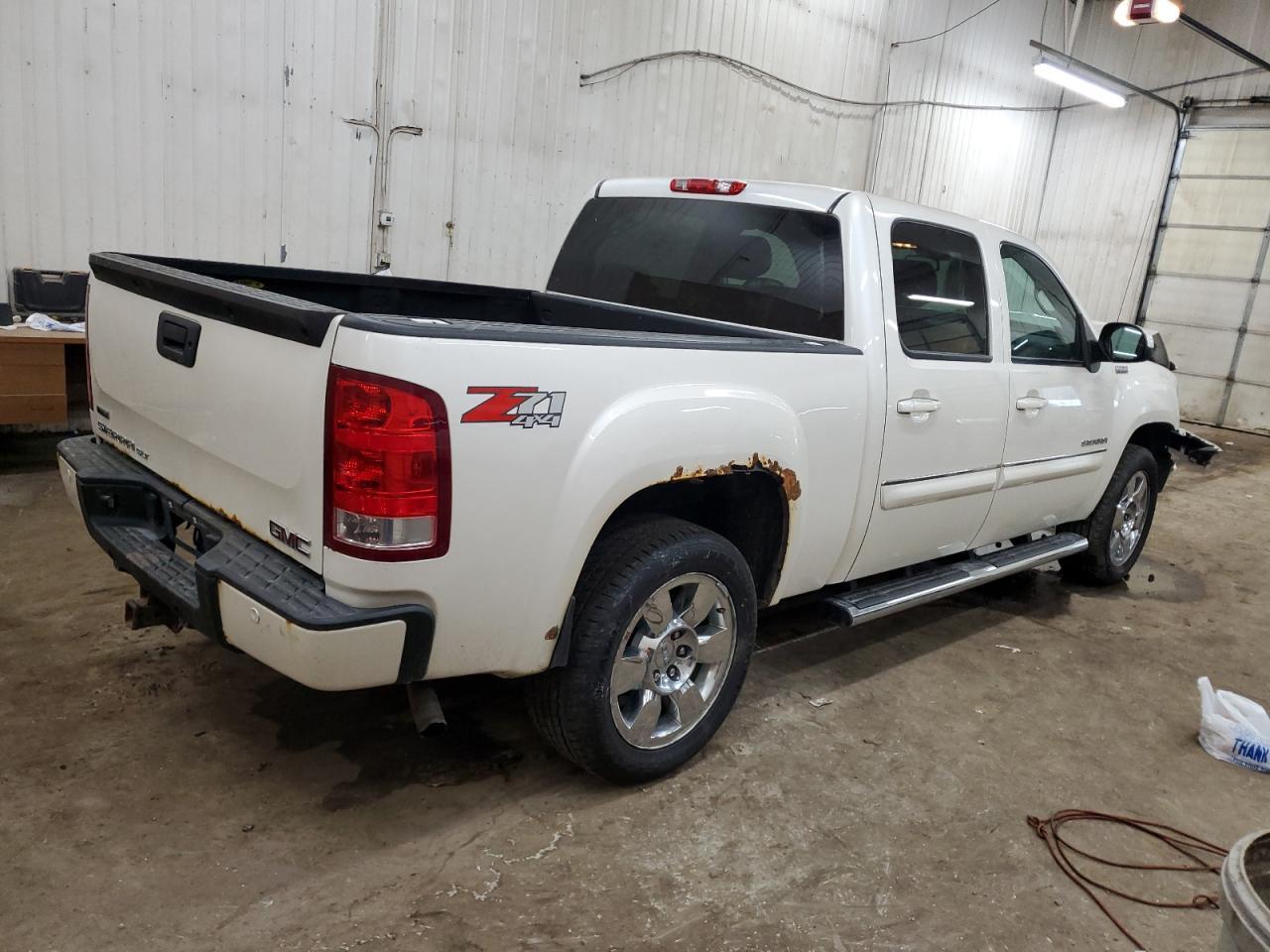 2011 GMC SIERRA K15 - Image 3