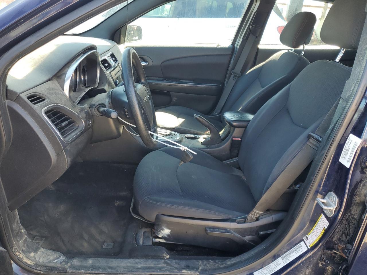 2013 CHRYSLER 200 LX - Фото 7