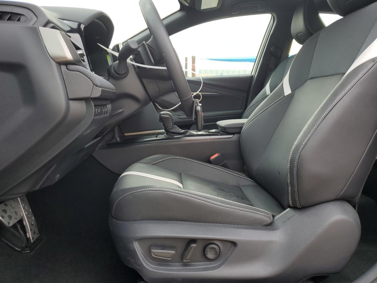 2025 TOYOTA CAMRY XSE - Фото 7