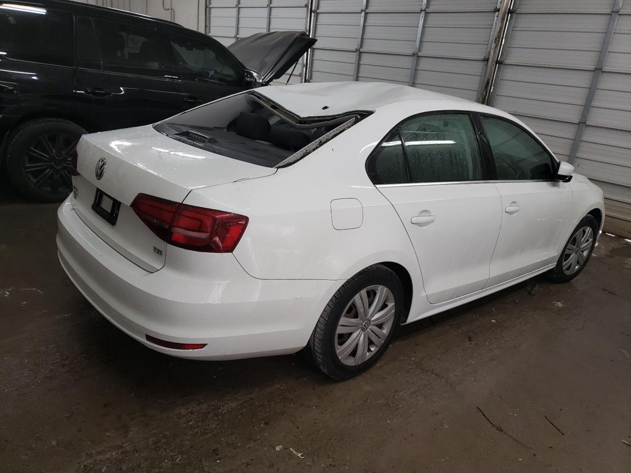 2017 VOLKSWAGEN JETTA S - Фото 3