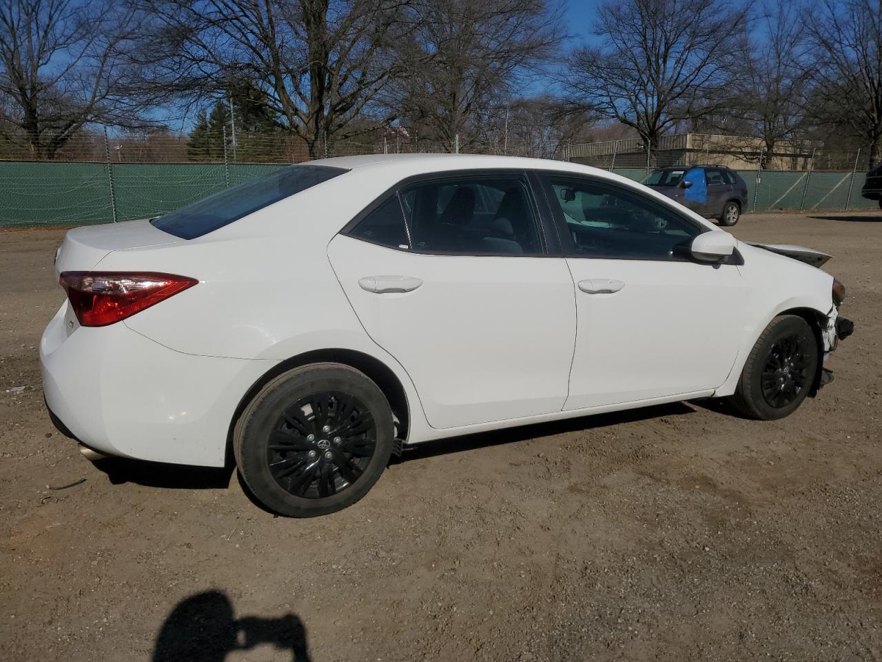 2018 TOYOTA COROLLA L - Image 3