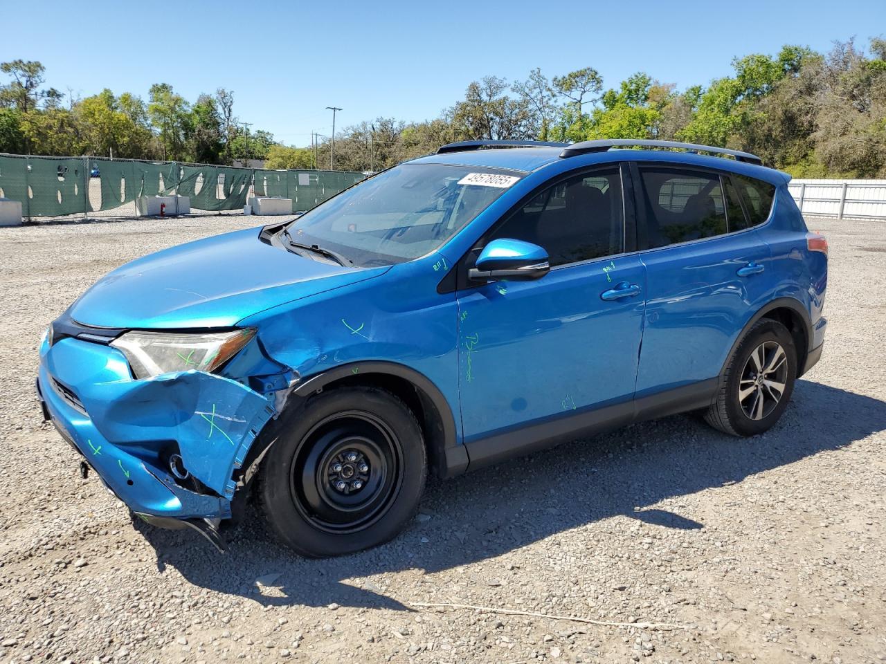 2017 TOYOTA RAV4 XLE